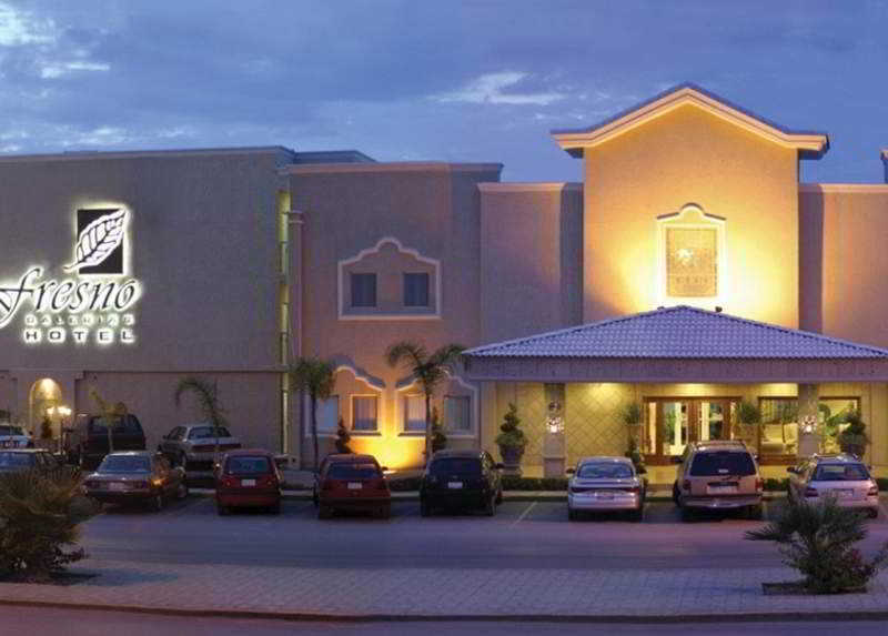 Fresno Galerias Hotel Torreón Exterior foto